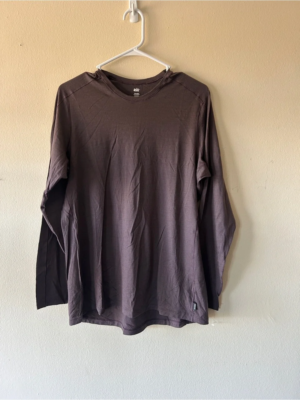 Purple REI merino wool baselayer top and bottom - Picture 5 of 10